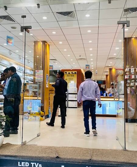 VIJAY SALES - DARYAGANJ - Gallery Photo 4