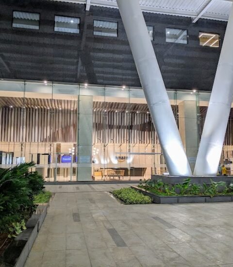 Amazon Development Center, Aquila - Gallery Photo 2