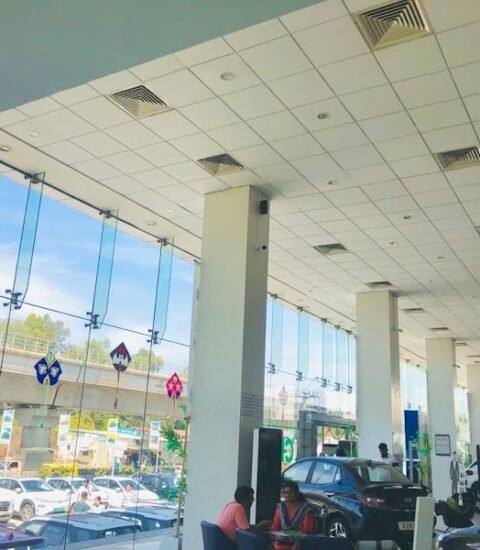 Blue Hyundai - Gallery Photo 5