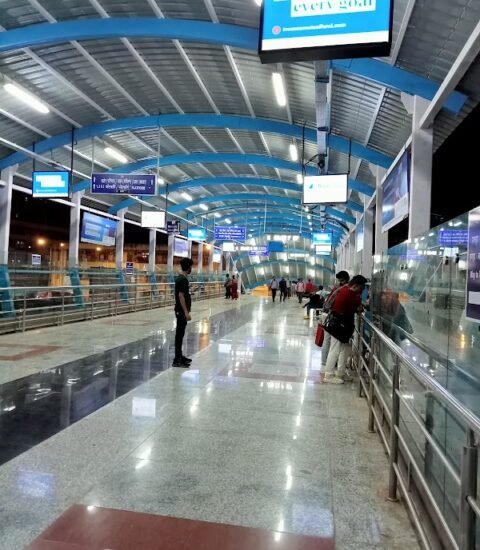 Dadar West Rly. Station - Gallery Photo 4