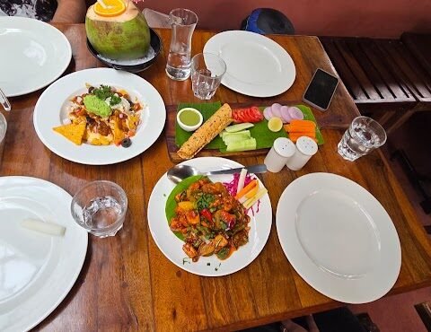 FULL CIRCLE - Taproom • Kitchen • Culture - Gallery Photo 3