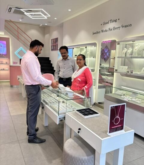 GIVA Silver & Gold Jewellery | Maninagar | Lab Grown Diamonds - Gallery Photo 2