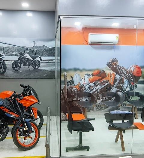 KTM Mahim Service Centre - Gallery Photo 2