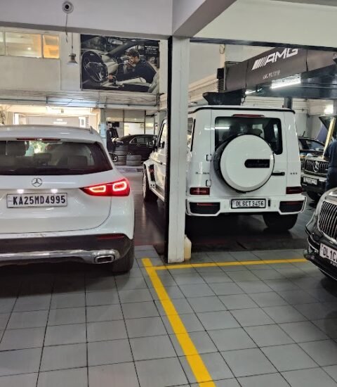 Mercedes-Benz T&T Motors Service – Okhla - Feature Photo