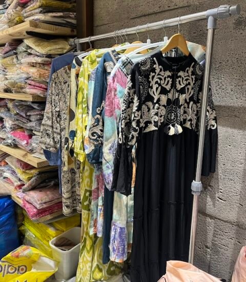 THE WARDROBE BOUTIQUE - Gallery Photo 4