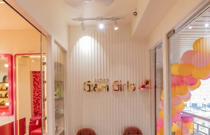 AARYA'S Glam Girls - Feature Photo