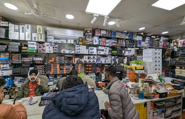 Auto Music Emporium - Karol Bagh - Gallery Photo 3