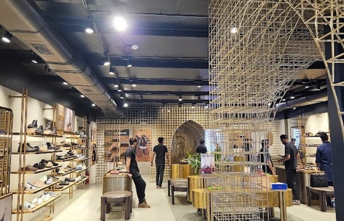 BIRKENSTOCK Store, Linking Road, Mumbai - Gallery Photo 3