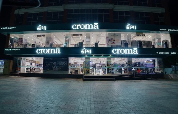 Croma - Karelibaug - Feature Photo