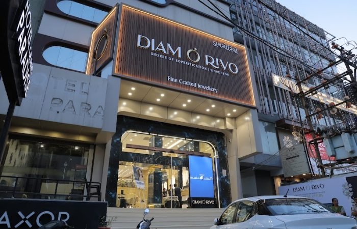 DiamORivo - Lab Grown Diamond & Gold Jewellery - Feature Photo