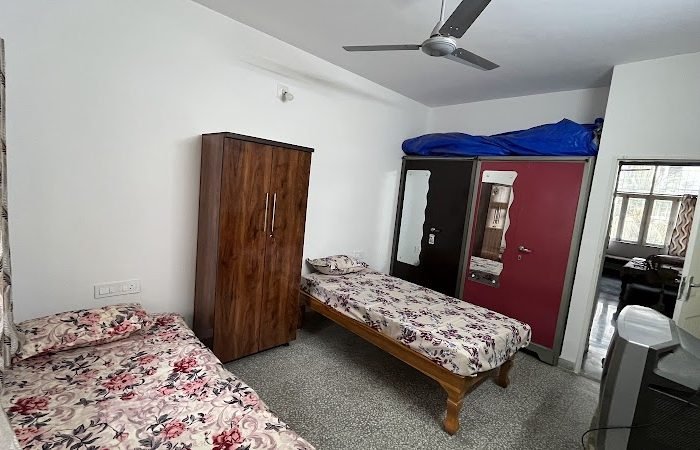 Dwarkesh Pg - best pg and hostel - Feature Photo