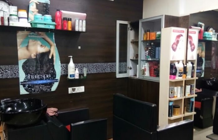 Expert Beauty Parlour - Feature Photo