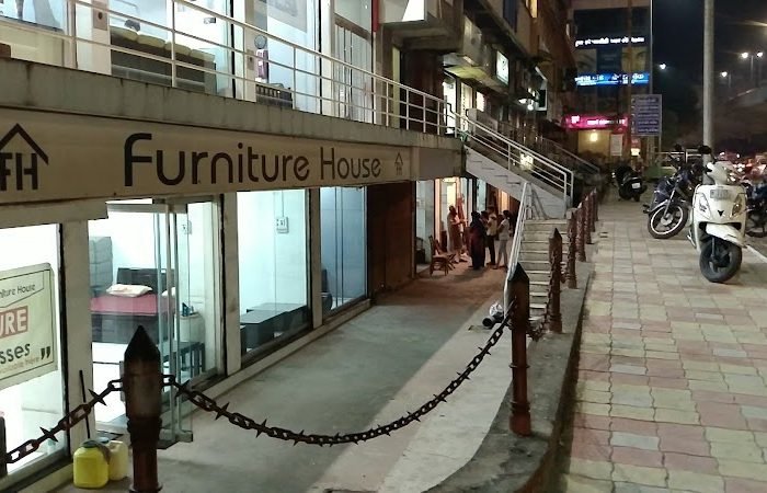 Furniture Systems - Feature Photo