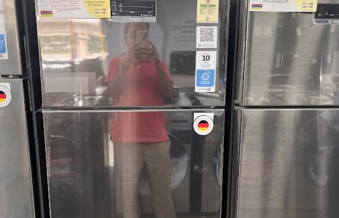 Girias hebbagodi - Electronics and Home Appliances Store - Smartphones, Laptops, TV, AC, Refrigerator Showroom - Gallery Photo 4