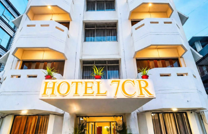 Hotel 7CR - Feature Photo