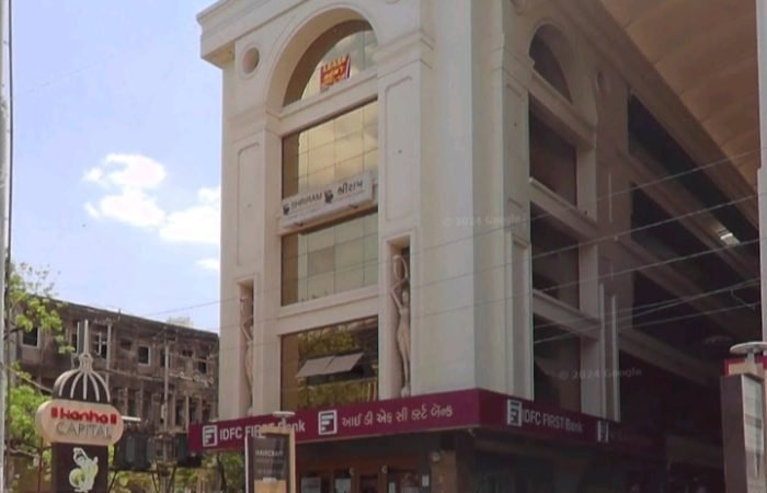 IDFC FIRST Bank Loan Centre - Alkapuri, Vadodara - Feature Photo