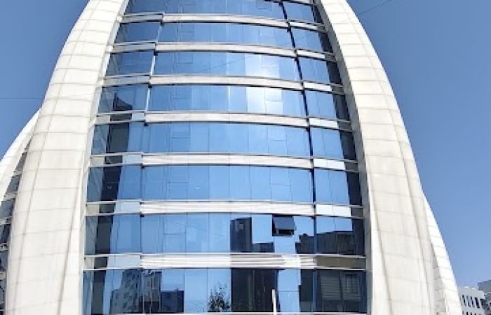 Indian glass cleaning service - Feature Photo