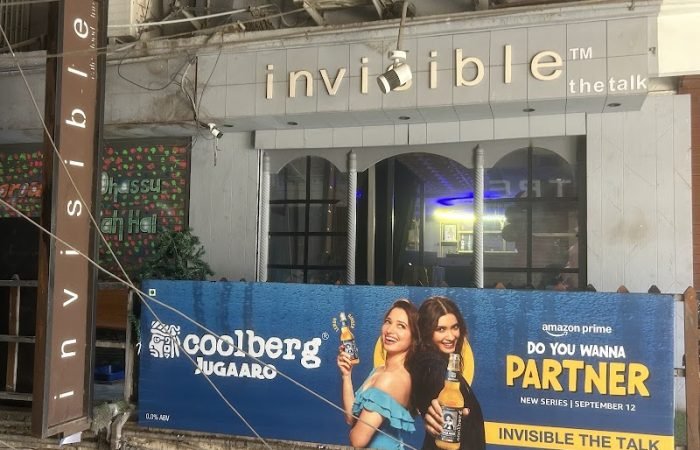 Invisible the talk - Feature Photo