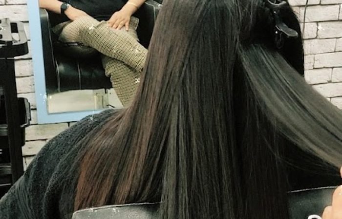 MIRROR Hair & Beauty - Feature Photo