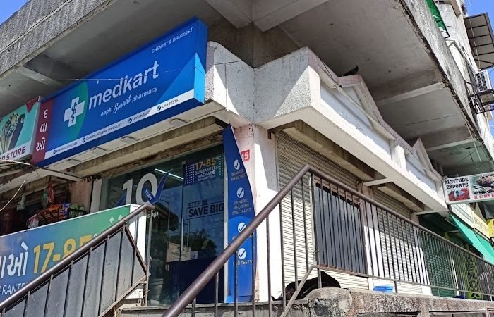 Medkart Pharmacy - Kashiben Hospital, Karelibaug - Vadodara - Feature Photo