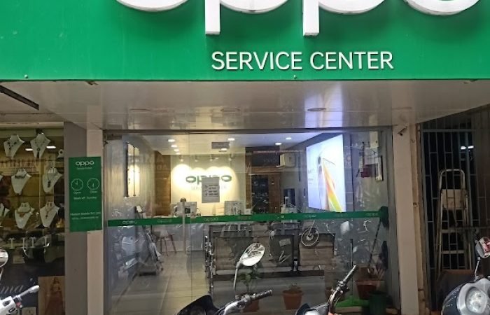 OPPO | OnePlus Authorized Service Center - Vadodara - Feature Photo