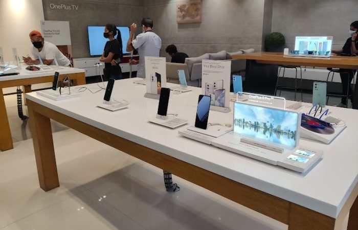 OnePlus Exclusive Service Center - Gallery Photo 3
