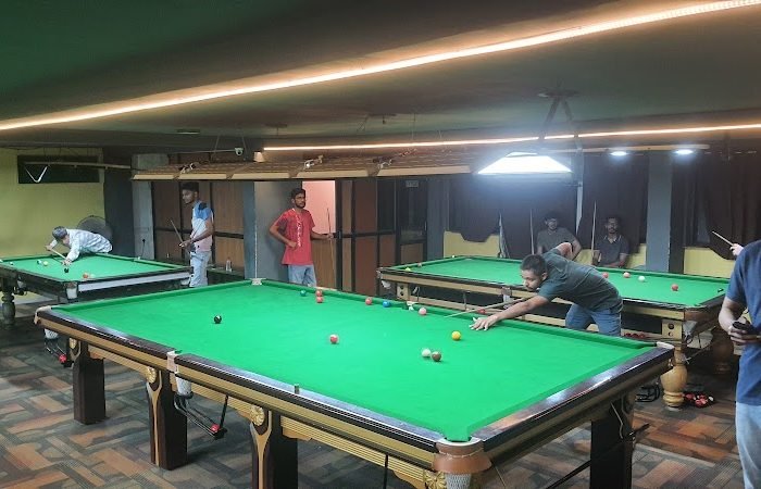 Planet 2000 The Pool Parlour - Feature Photo