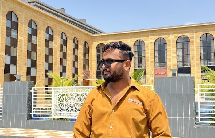 RAHUL DRY CLEAN - Feature Photo