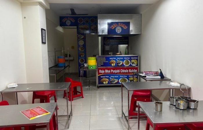 Raju Bhai Chhole Kulche - Feature Photo
