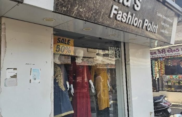Reena's Fashion Point - Feature Photo