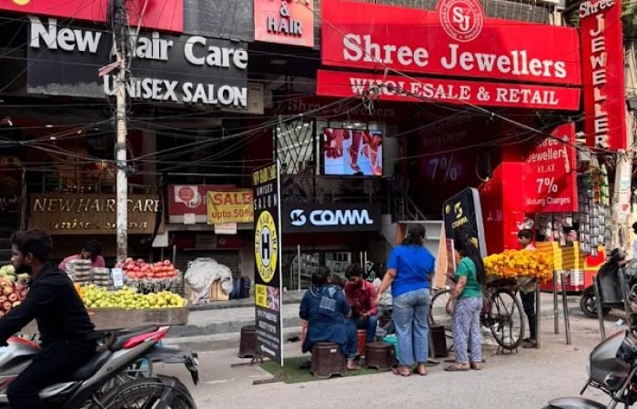 SK Comm - Feature Photo