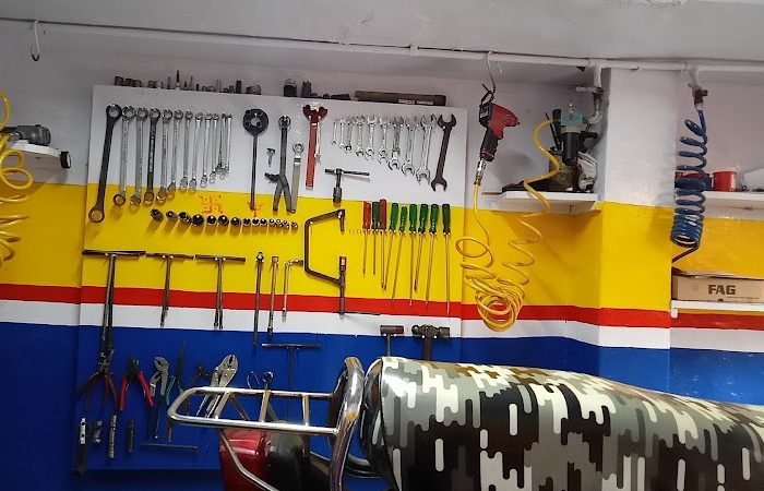 Shree Siddhi Vinayak Auto Garage - Feature Photo