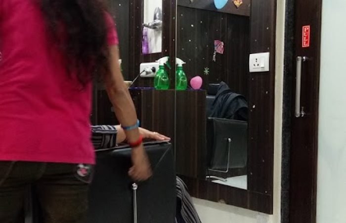 Spaarsh Beauty Salon - Feature Photo
