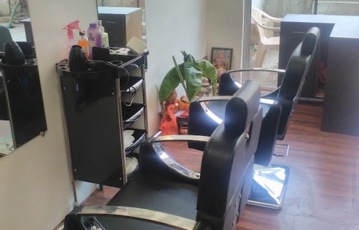 Status salon - Feature Photo