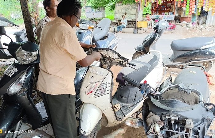 Sushil Auto Garage - Feature Photo