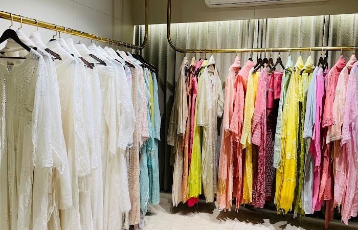 THE AVRA STORE - Feature Photo