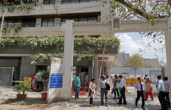 Urmi Axis - Gallery Photo 3