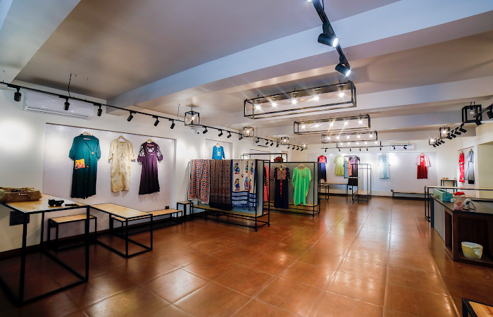 VIU GALLERY - Feature Photo
