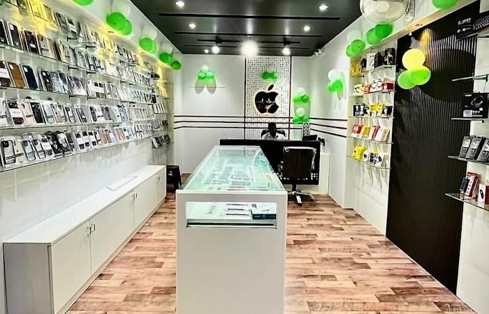 iPhone Doctor - Feature Photo